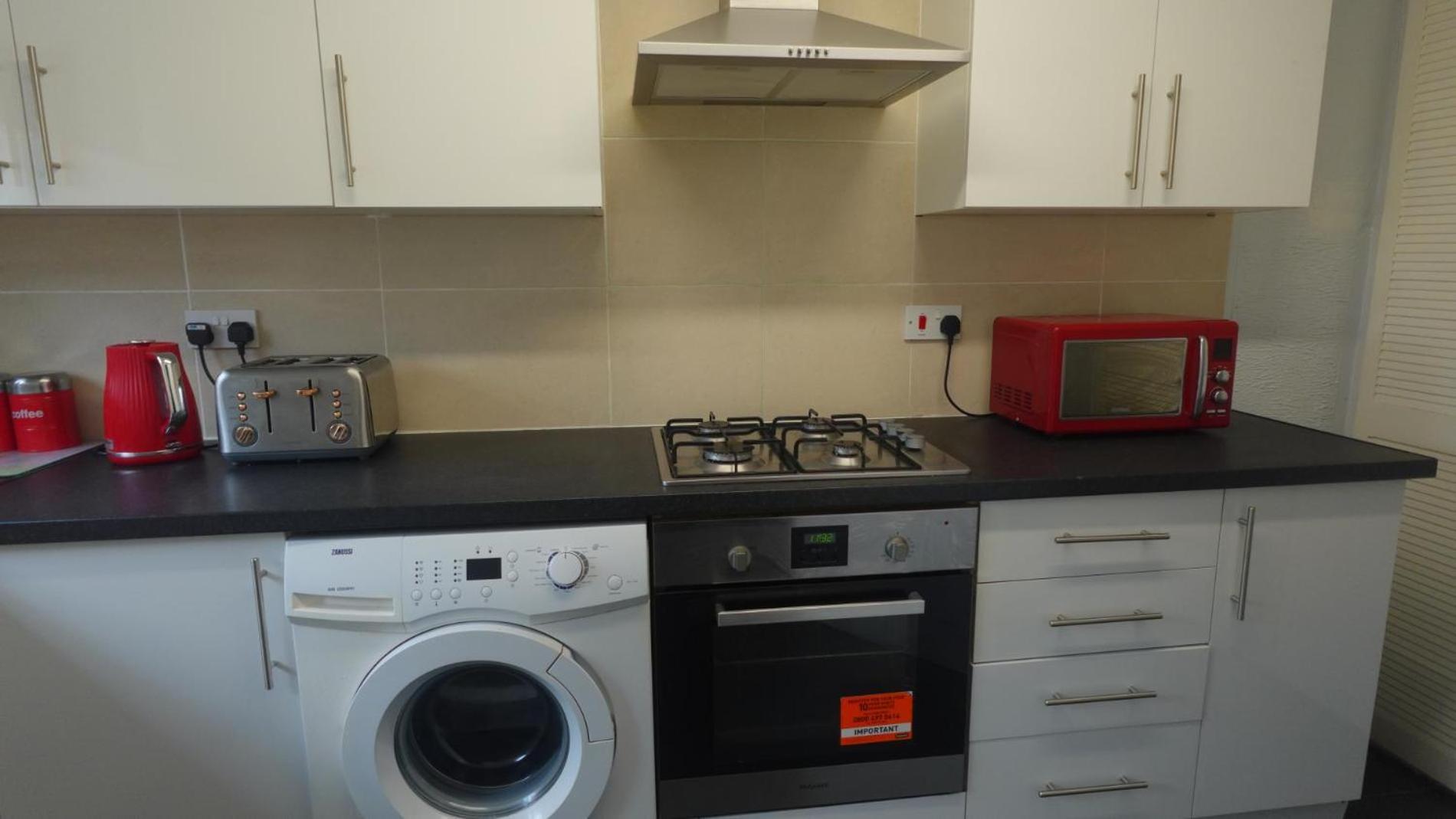 Chelsea House-Huku Kwetu Dunstable-3 Bedroom House Houghton Regis Экстерьер фото